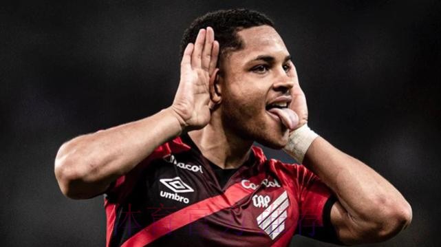 解约金1亿欧!巴媒:皇马巴萨关注巴西17岁天才罗克